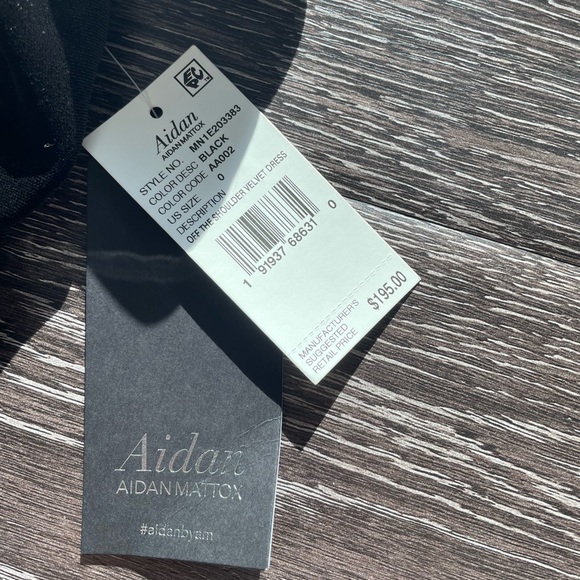 NWT AIDAN BY AIDAN MATTOX VELVET OFF SHOULDER DRESS BLACK SIZE 0 - Picture 3 of 6